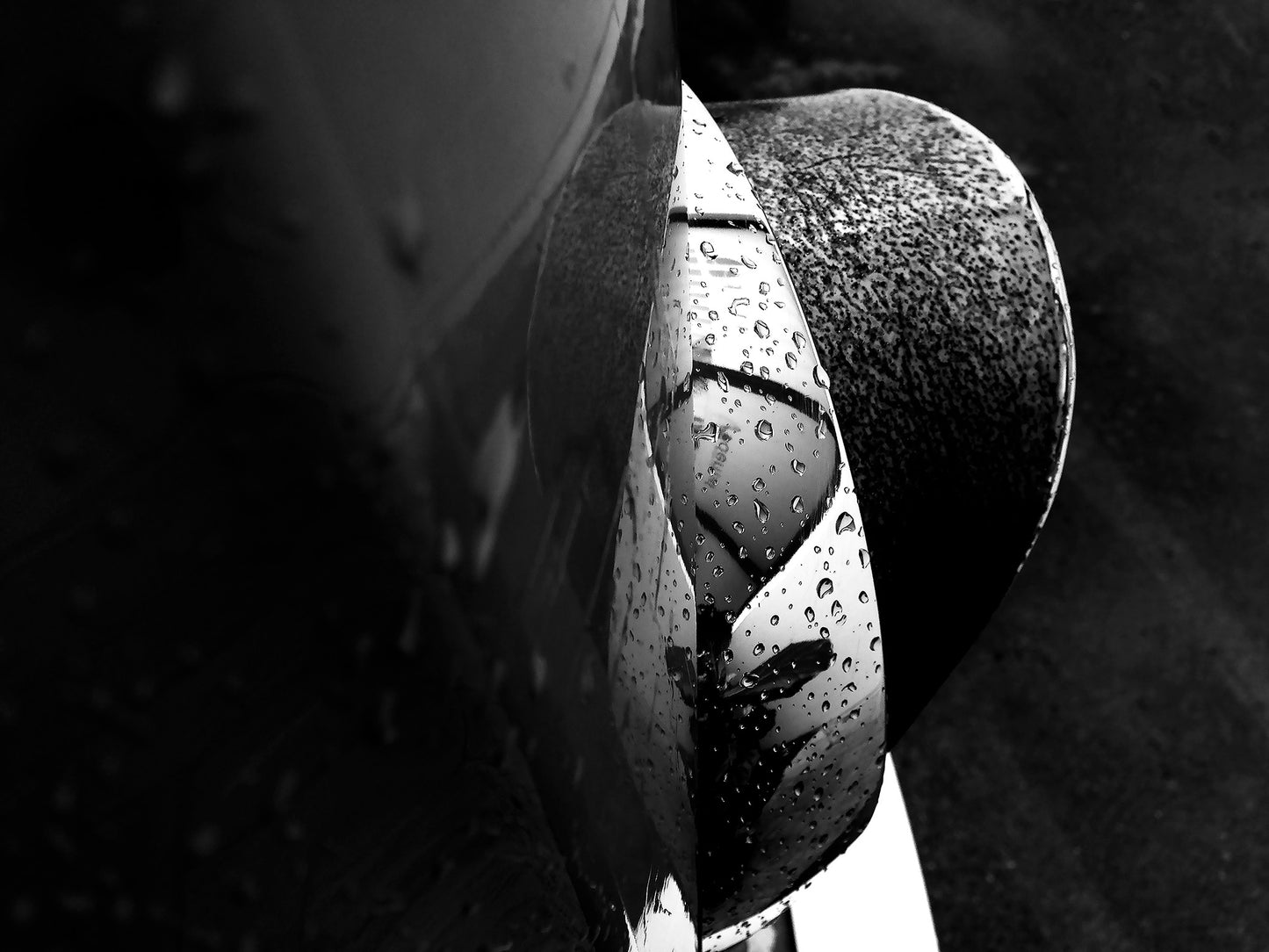 Still Life - Headlight VW Kombi - 90x67.5cm Horizontal (#178656bw)