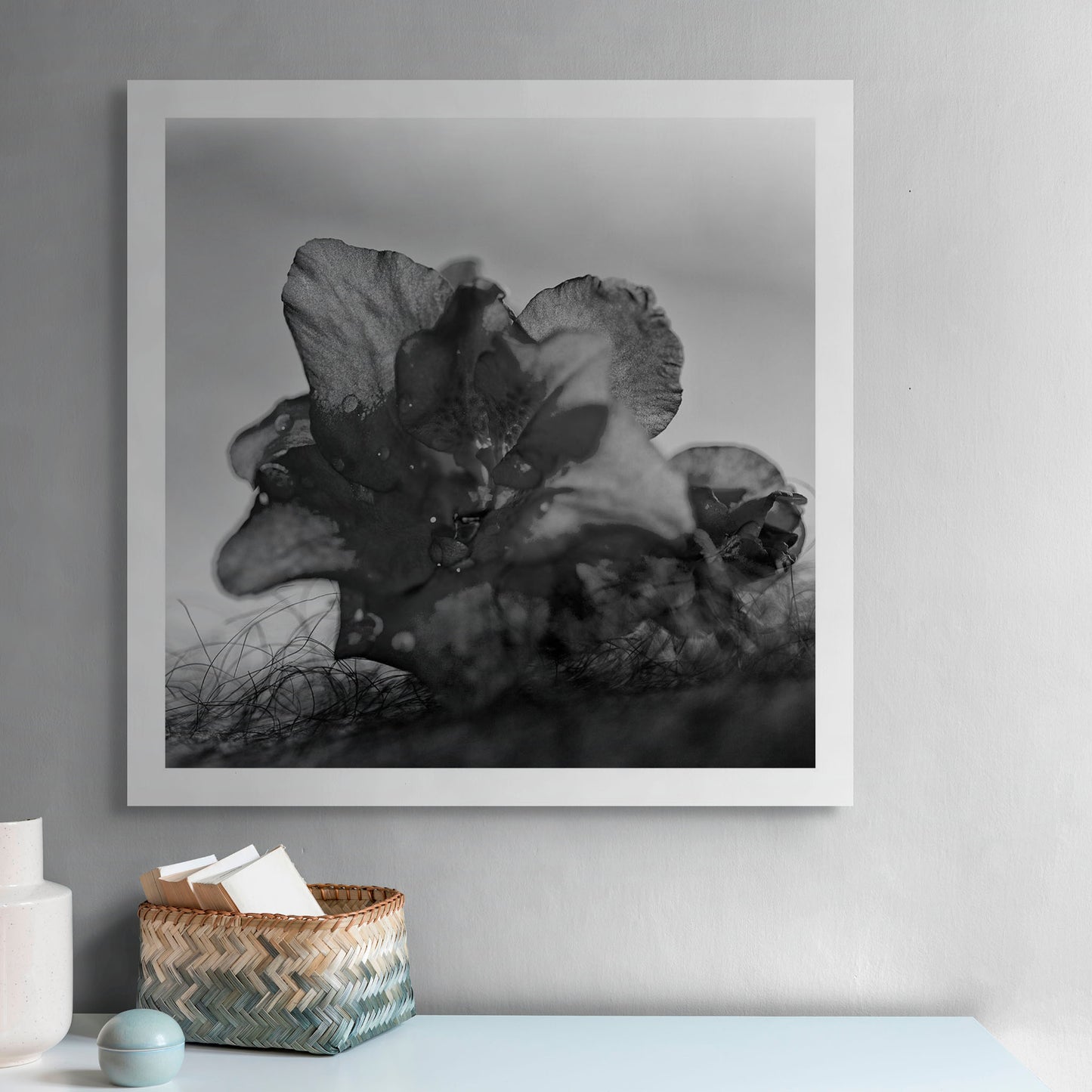 Narrative Works - Lost in the Bush - Bush Flower - 60x60cm Square (#182949)