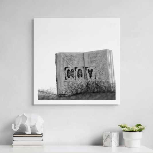 Narrative Works - Lost in the Bush - Maybush - 60x60cm Square (#182834)