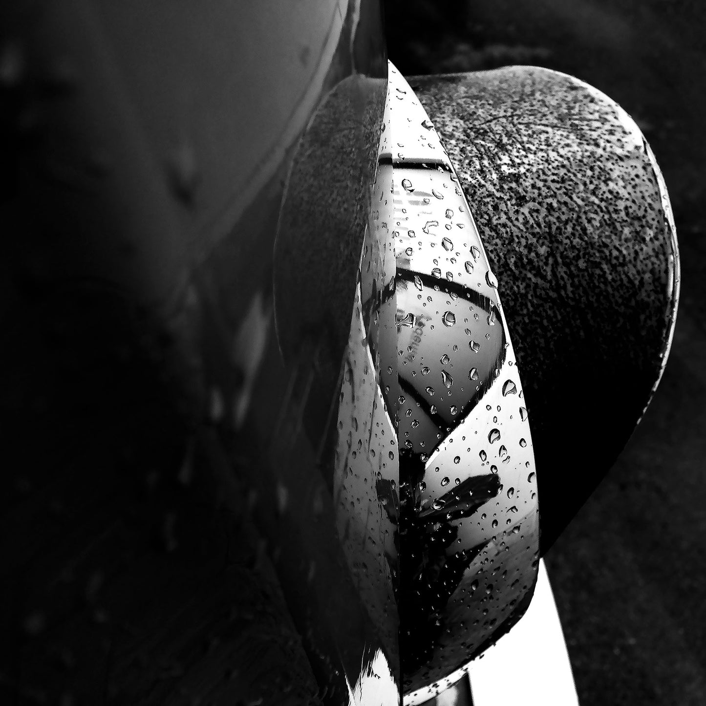 Still Life - Headlight VW Kombi - 90x67.5cm Horizontal (#178656bw)